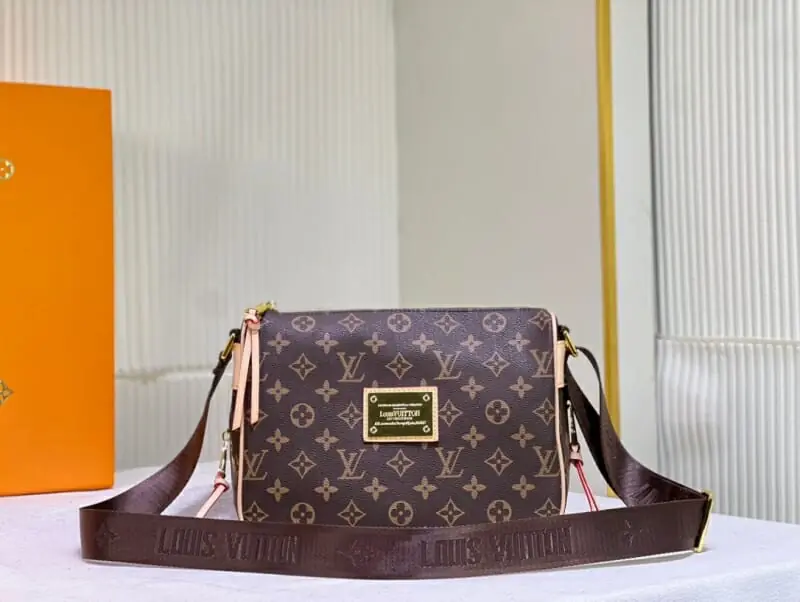 louis vuitton aaa qualite mini sac a main pour femme s_123b4b4